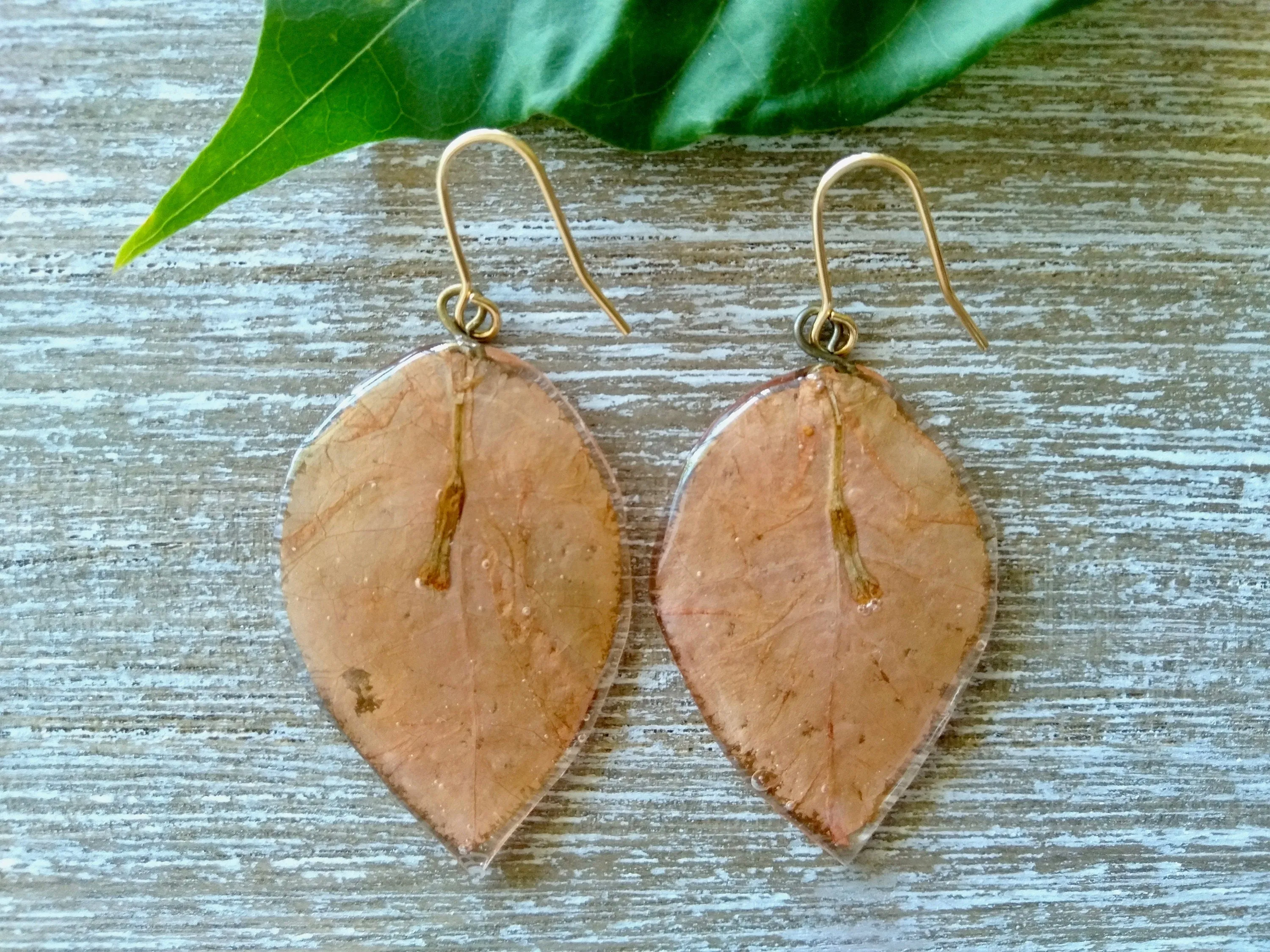 Bougainvillea earrings, light orange