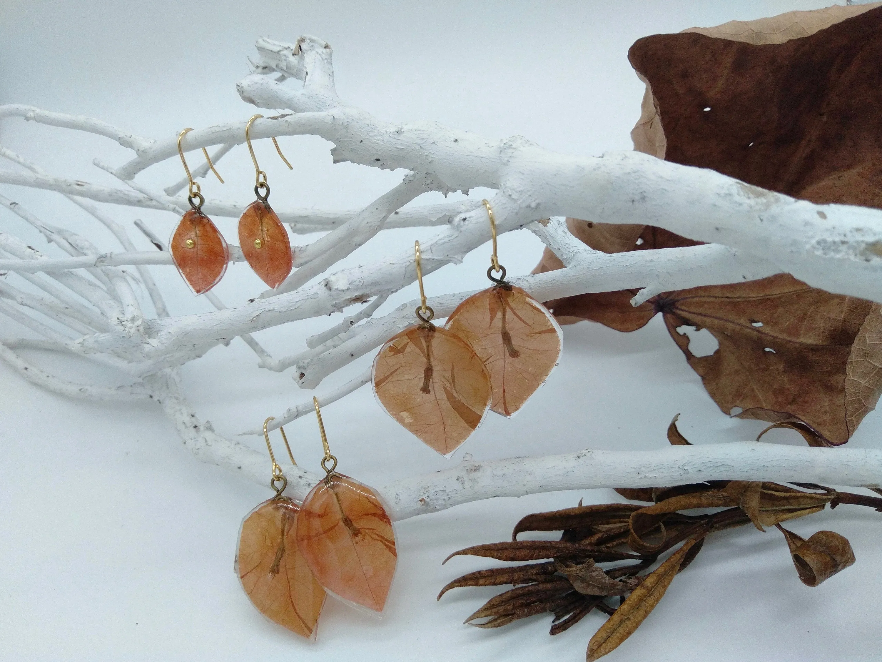 Bougainvillea earrings, light orange