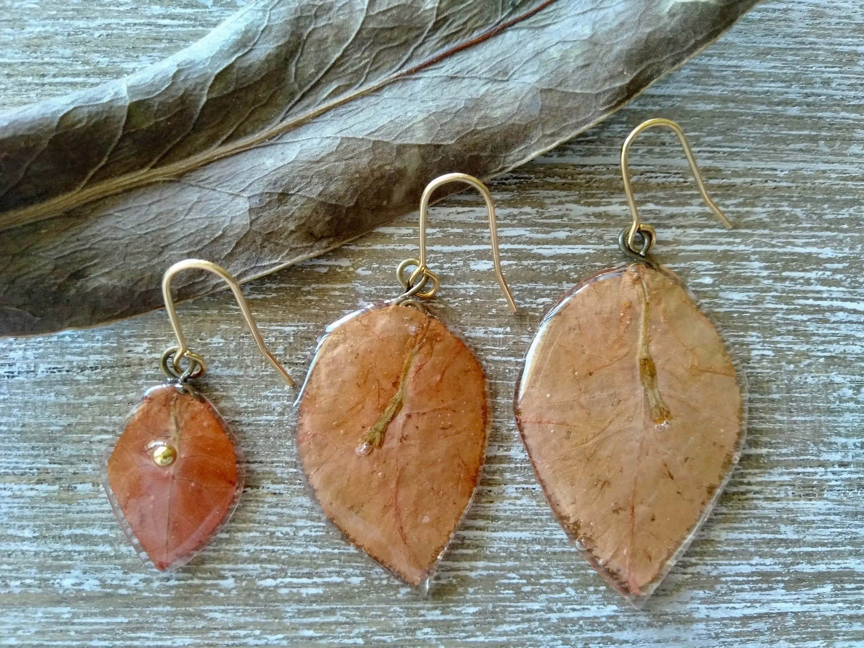 Bougainvillea earrings, light orange