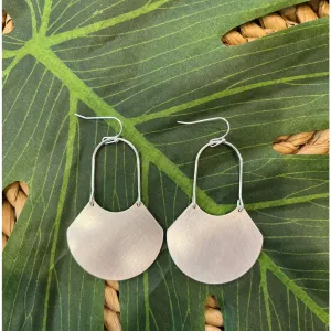 Classic Matte Curving Earrings