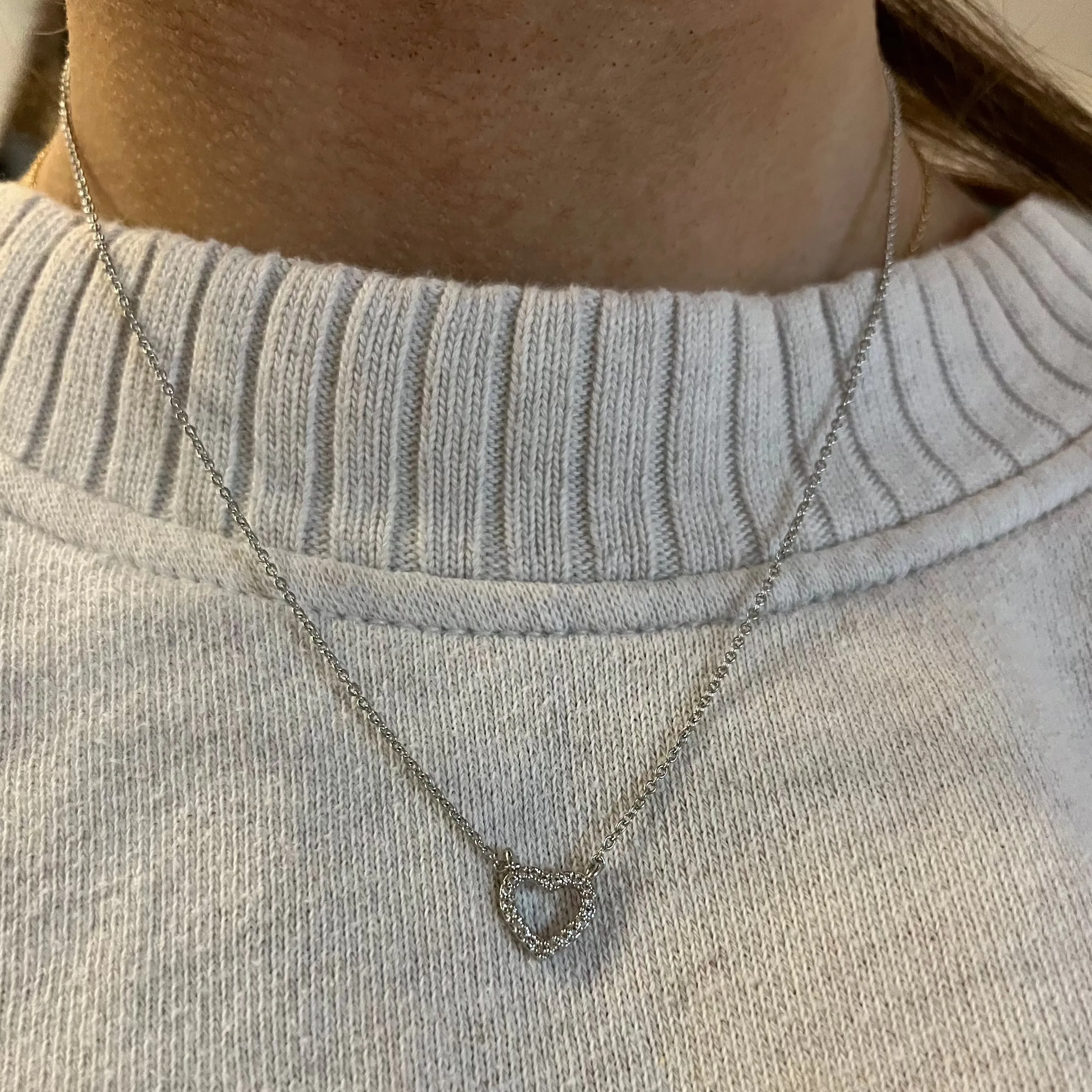 Heart Delight Simple Diamond Heart Necklace