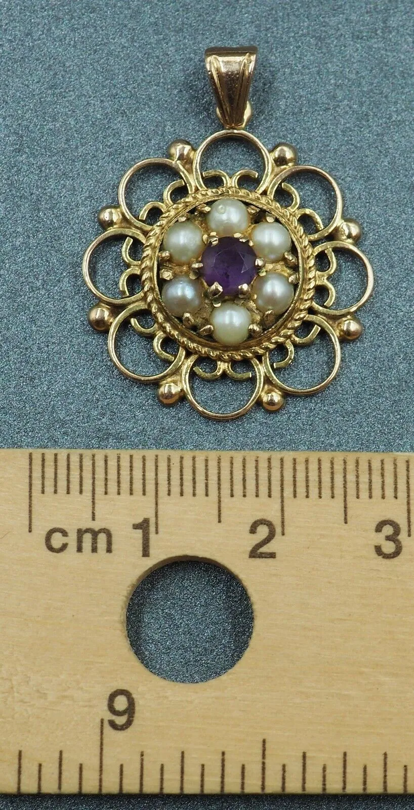 Pearl & Amethyst 9ct Yellow Gold Pendant