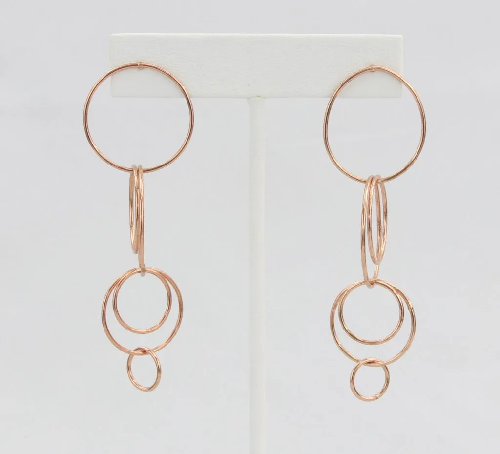 Rose gold linked-hoop earring