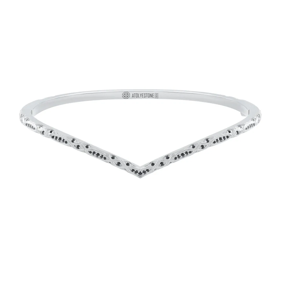 Streamline Curve Bangle in Silver